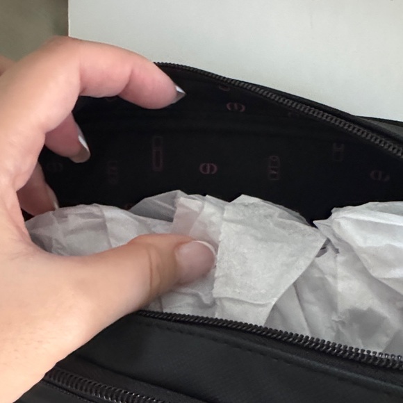 Dior Black Cosmetic Bag with Pink Logo - Picture 3 of 4